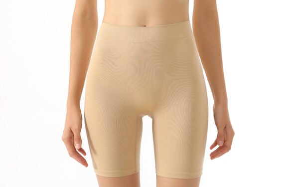 Revolutionize Your Look with Waist Tightening Shorts - Image 6