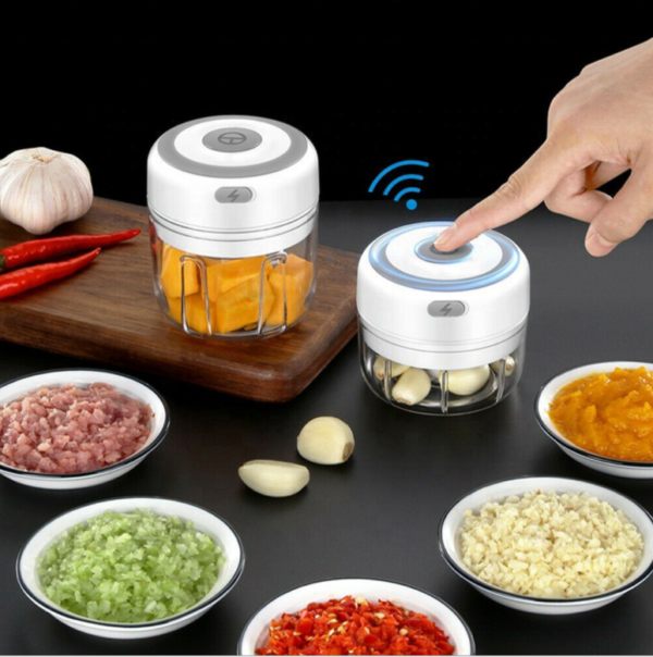 The Ultimate Rechargeable Vegetable Chopper for Hassle-Free Cooking - Image 4